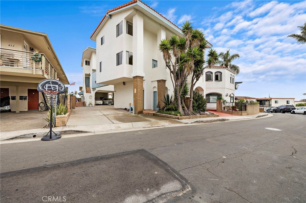 Pier Bowl - Residential Lease