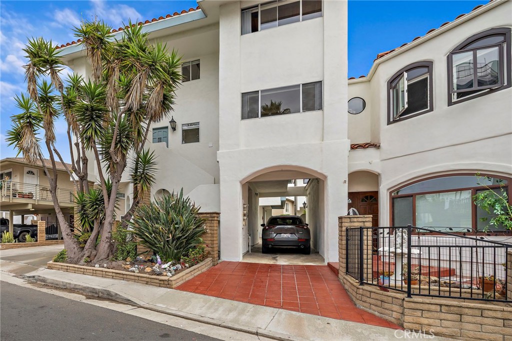 Pier Bowl - Residential Lease
