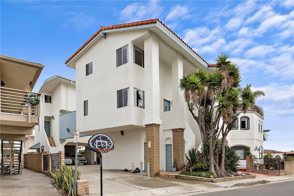 Pier Bowl - Residential Lease