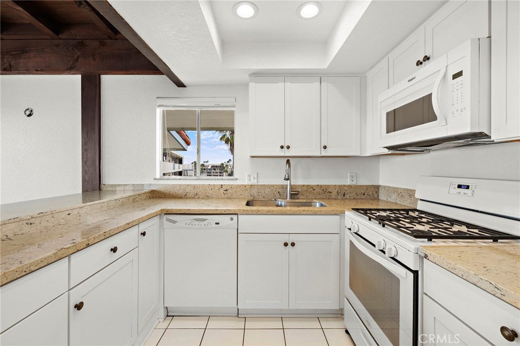 Pier Bowl - Residential Lease