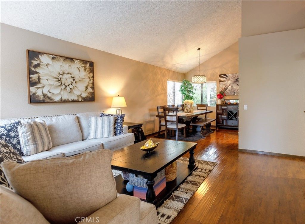 Photo of 2124 Snowberry Court, Simi Valley, CA 93063 (MLS # OC26007459)