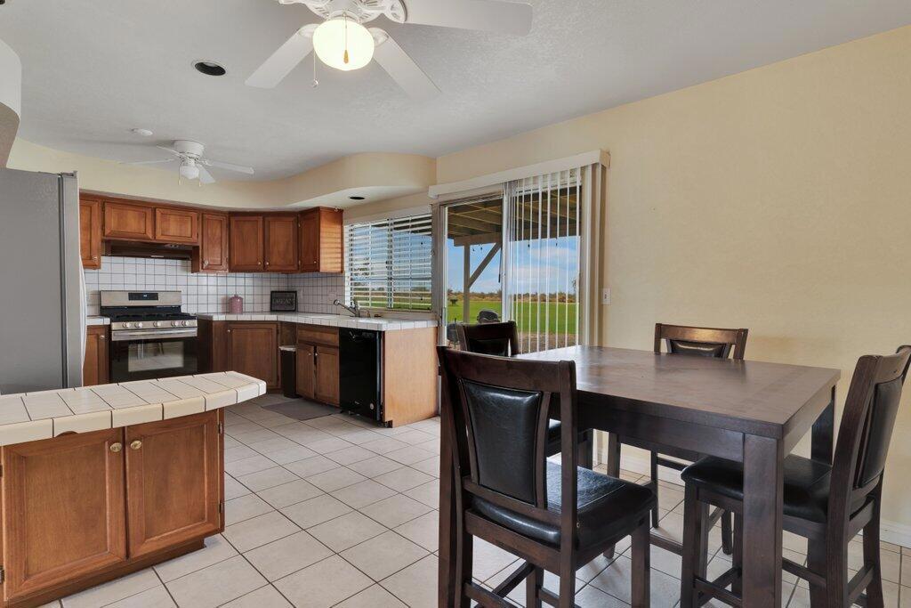 26500 Greenvale Way