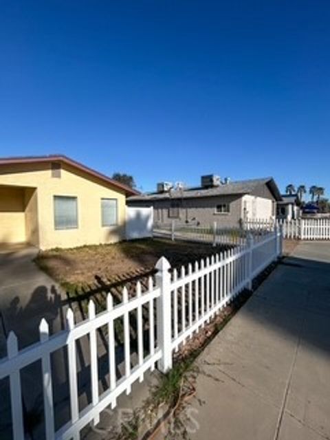 Photo of 155 N 1st St, Blythe, CA 92222 (MLS # OC26066707)