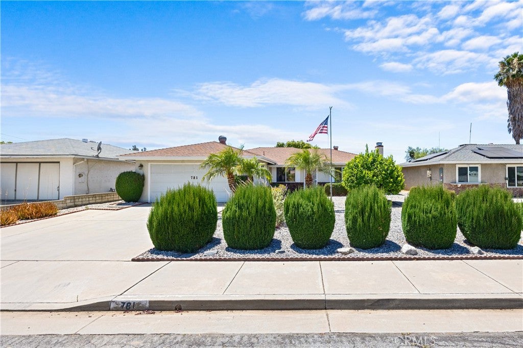 781 Somerset Court