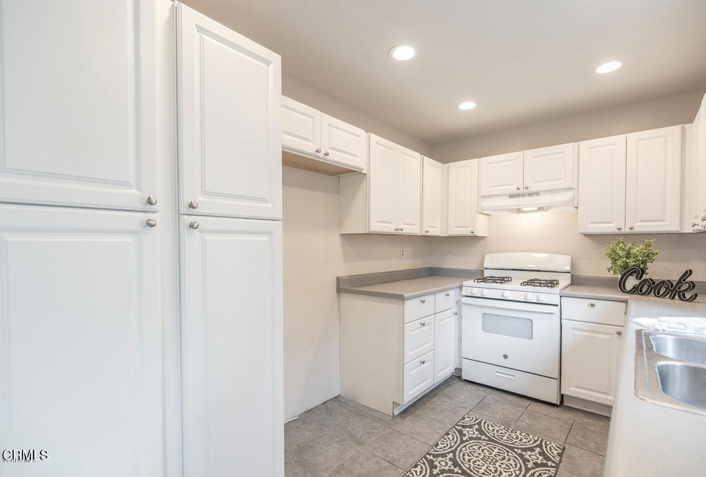 Surfside IIIC - 245903 - Residential Lease