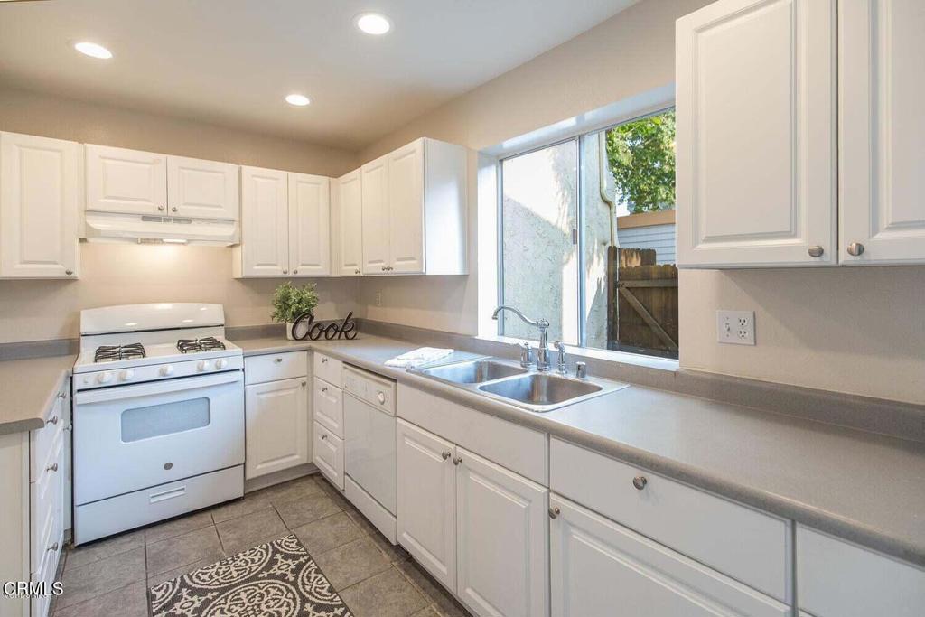 Surfside IIIC - 245903 - Residential Lease