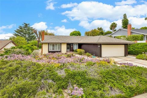 Photo of 24781 Via Larga, Laguna Niguel, CA 92677 (MLS # OC26106946)
