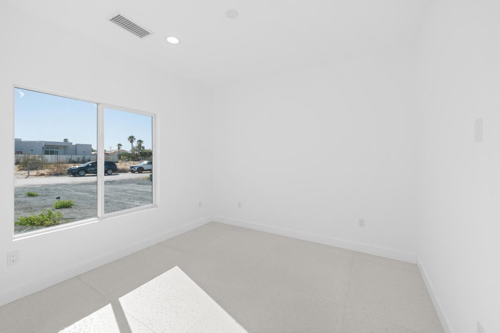 18519 Sagebrush Trail