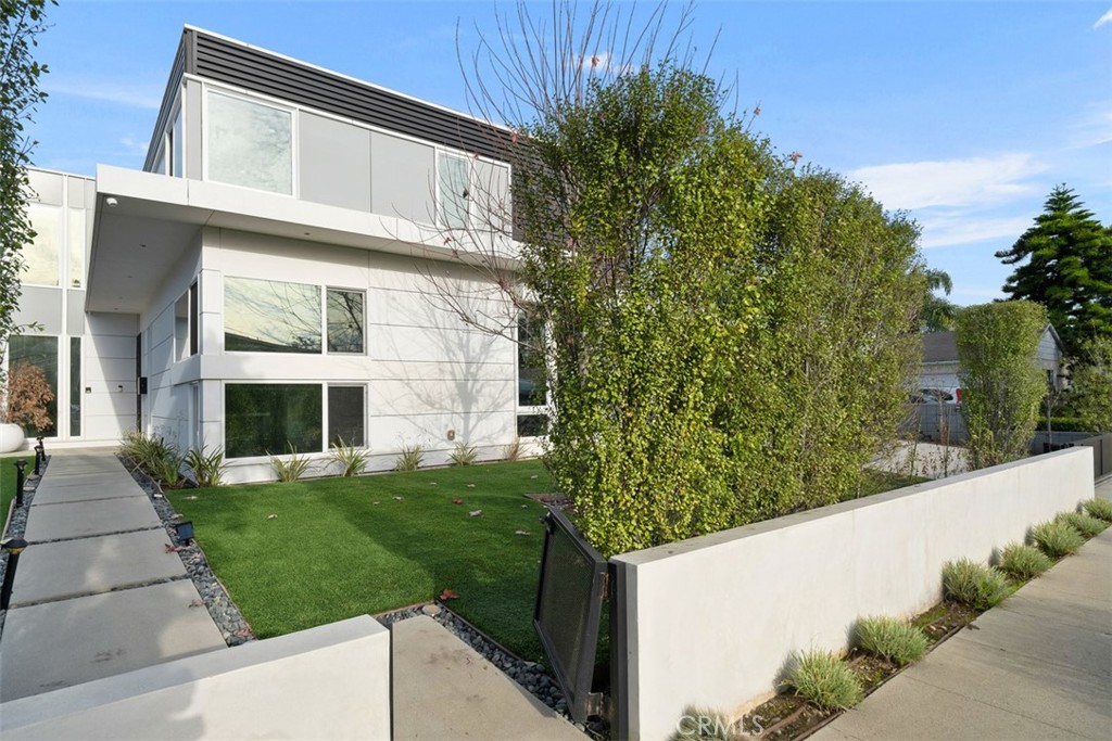 Properties 1 4354 Keystone Avenue