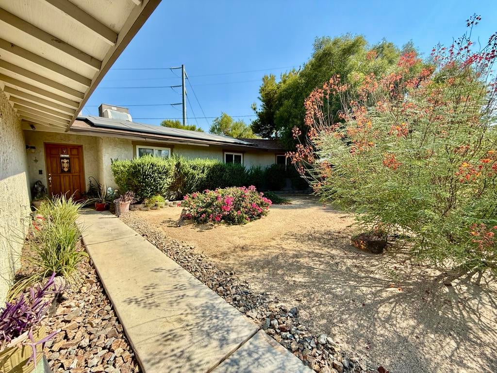 69375 Nilda Drive