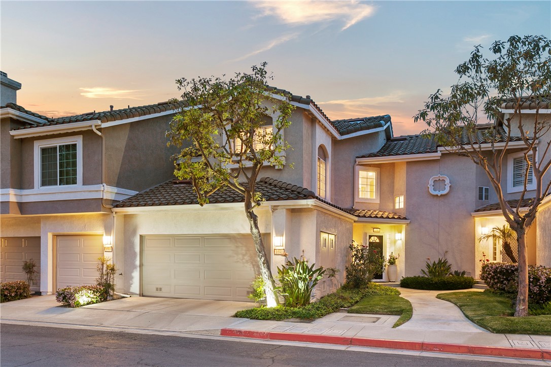 1041 S Daybreak Court