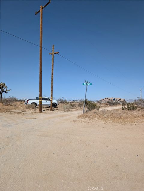 Photo of 0 Smith Road, Phelan, CA 92371 (MLS # IV25220106) Photo of 0 Smith Road, Phelan, CA 92371 (MLS # IV25220106)