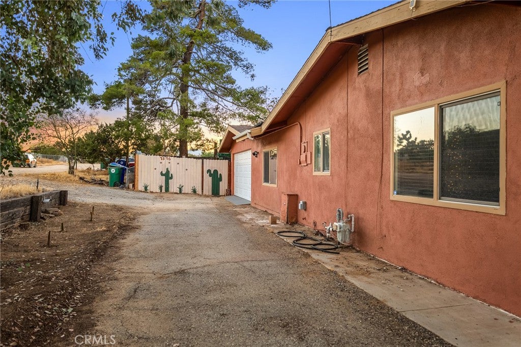 7896 Fox Trail