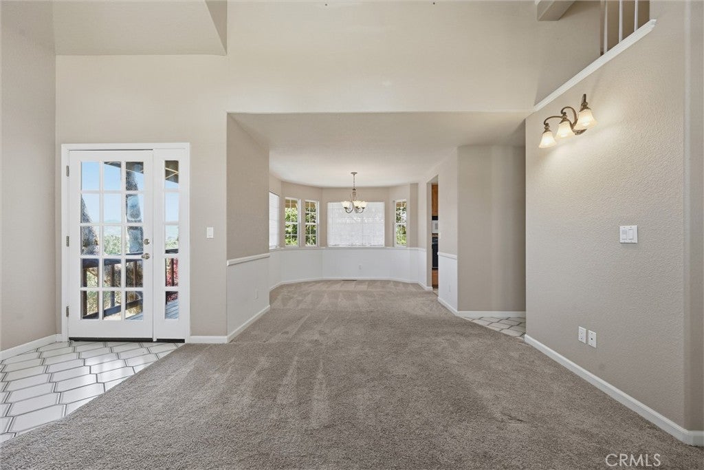 18325 Pinnacle Court