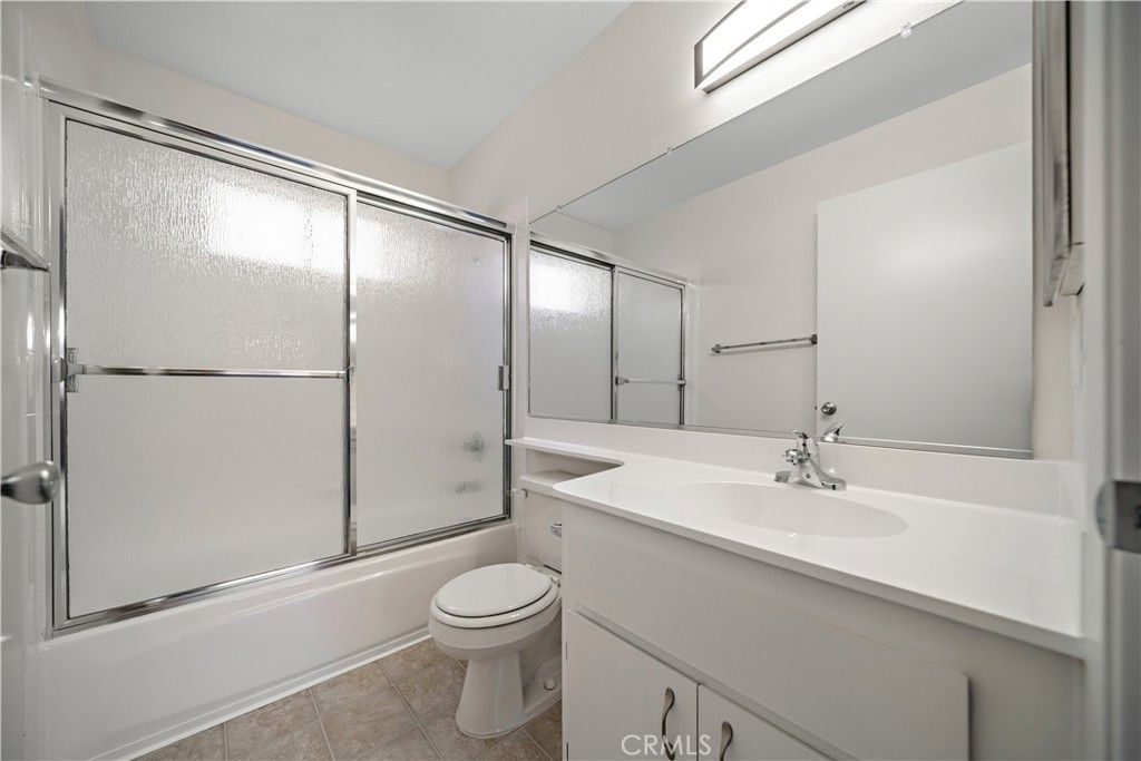 listing image 130729595192074348139