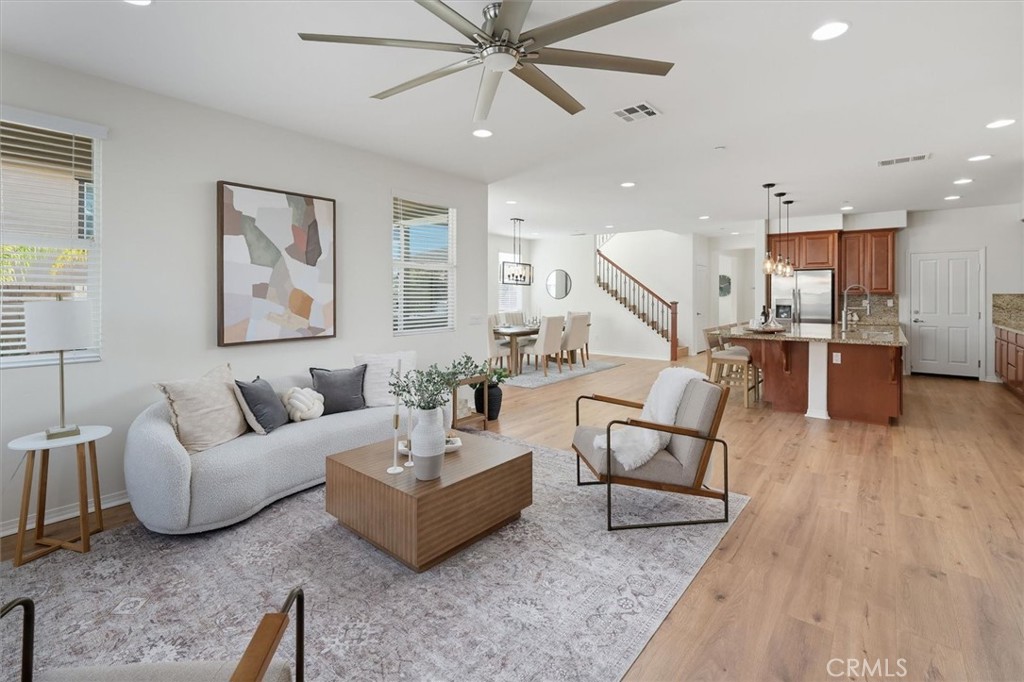 Mosaic (MOSWH) - Residential