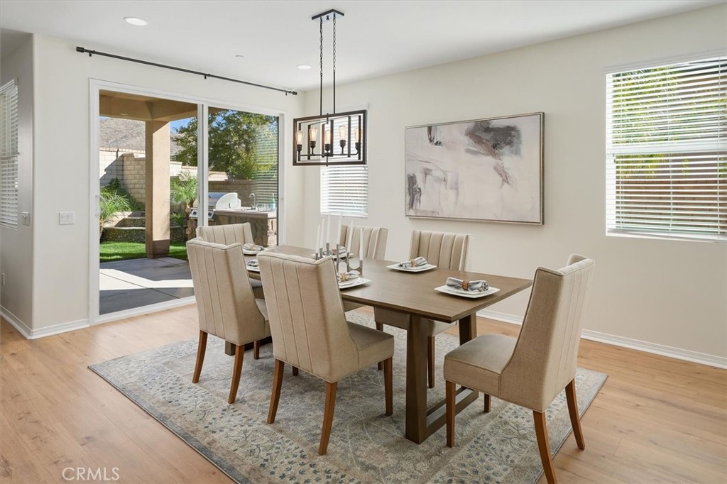 Mosaic (MOSWH) - Residential