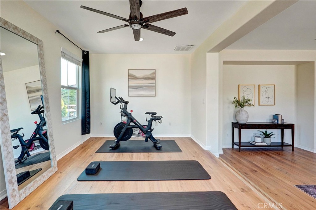 Mosaic (MOSWH) - Residential