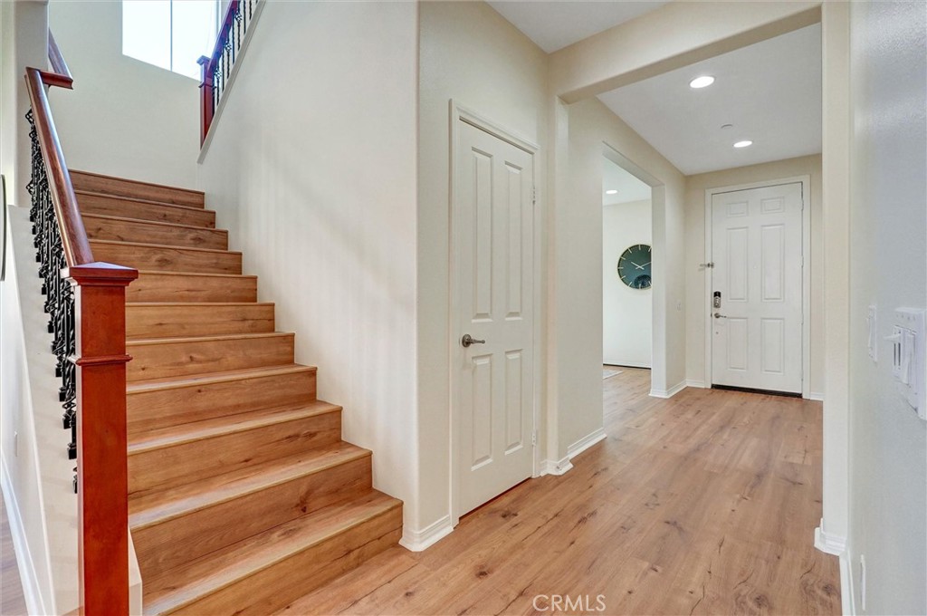 Mosaic (MOSWH) - Residential