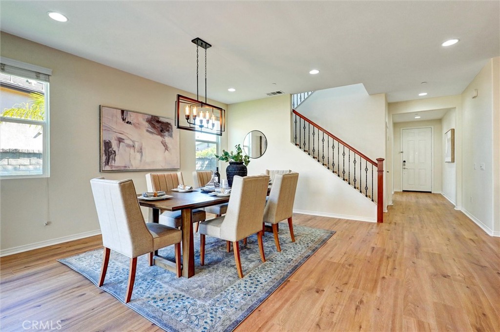 Mosaic (MOSWH) - Residential