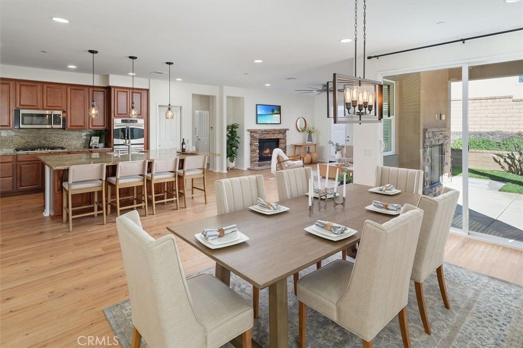 Mosaic (MOSWH) - Residential