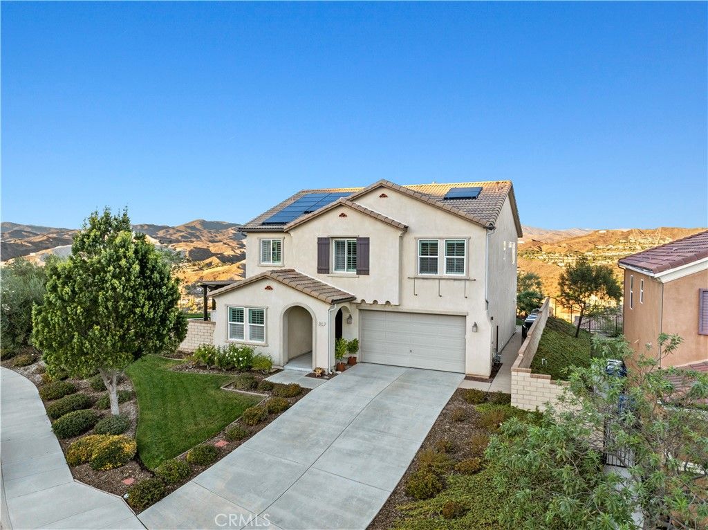 Photo of 20517 Charlie Ct, Saugus, CA 91350 (MLS # SR25241262)