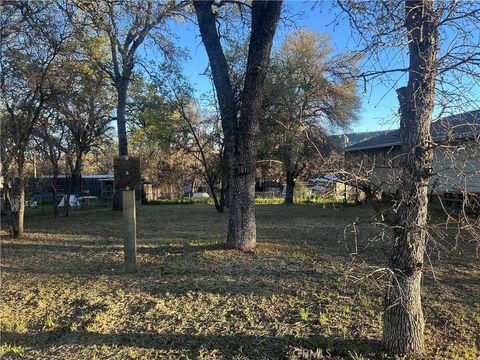 Photo of 15976 33rd Ave, Clearlake, CA 95422 (MLS # LC26054336)
