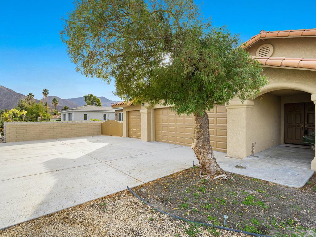 Desert Club Estates - Residential