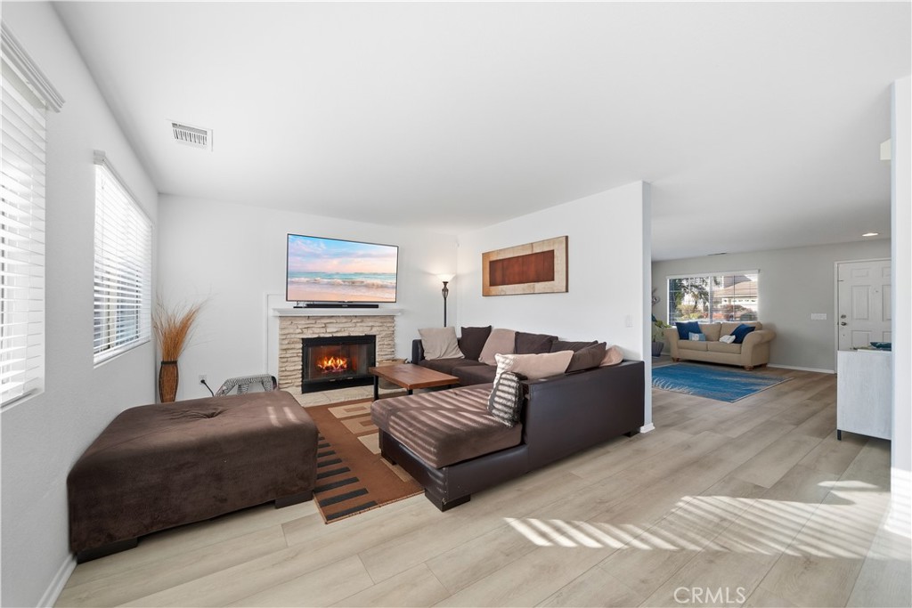 32957 Bonita Mesa St.