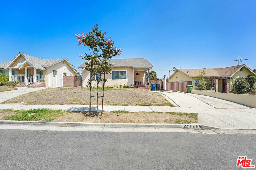 549 Hargrave Street, Inglewood CA 90302