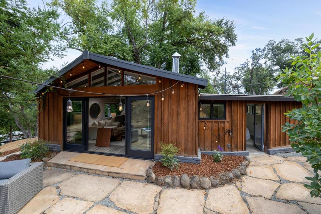 76 Old Spanish Trail