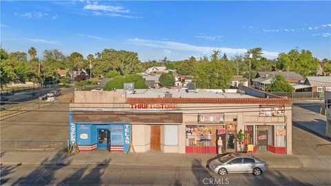 Photo of 170 N Maple Ave Ave, Fresno, CA 93702 (MLS # MC26093075)