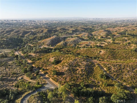 Tiny photo for 5885 Lion Ridge RD, Creston, CA 93432 (MLS # PI26138201)