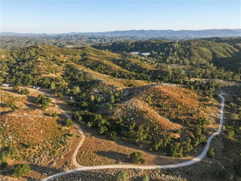 Tiny photo for 5885 Lion Ridge RD, Creston, CA 93432 (MLS # PI26138201)