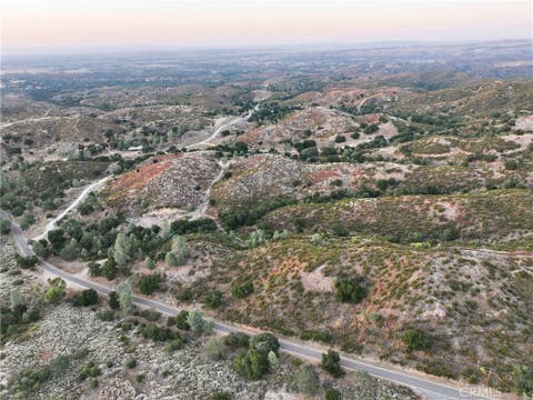 Tiny photo for 5885 Lion Ridge RD, Creston, CA 93432 (MLS # PI26138201)