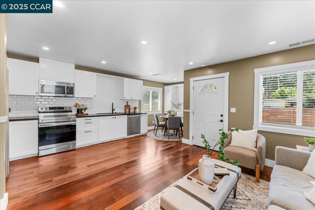 NORTH RICHMOND - Residential