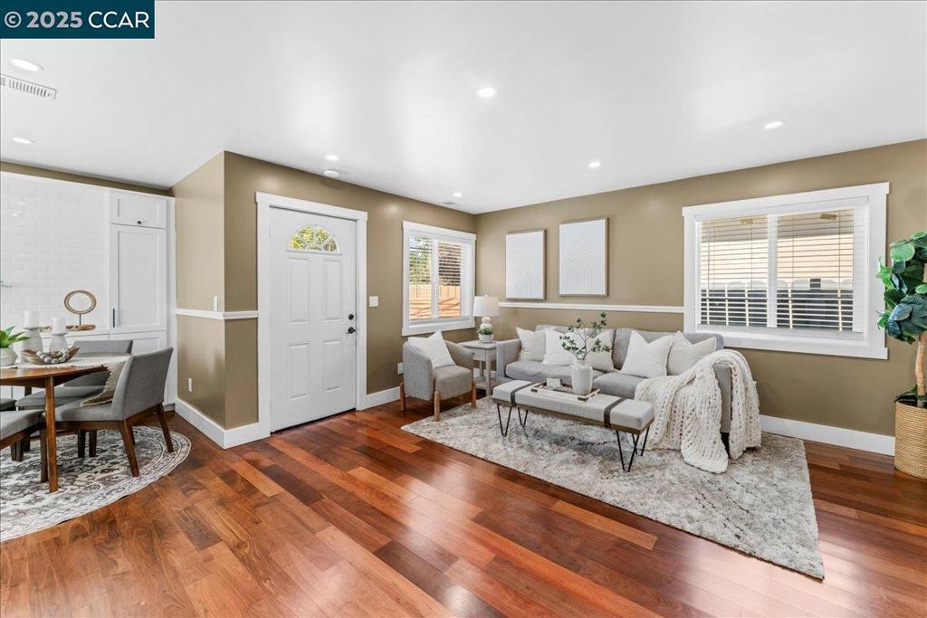 NORTH RICHMOND - Residential