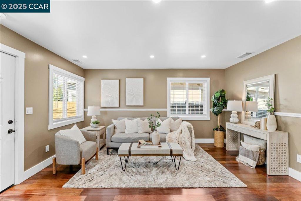 NORTH RICHMOND - Residential