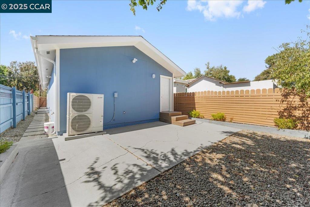 NORTH RICHMOND - Residential