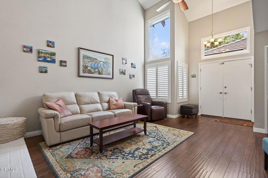 1242 Calle Bonita