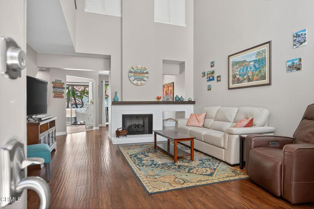1242 Calle Bonita