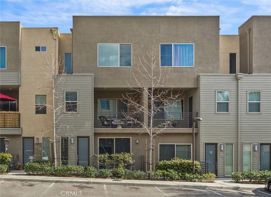 Photo of 762 Chandler Walk, Upland, CA 91786 (MLS # CV26017400)