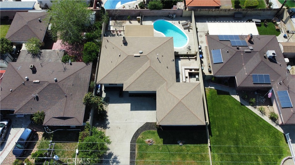 9166 Tamarind Ave.