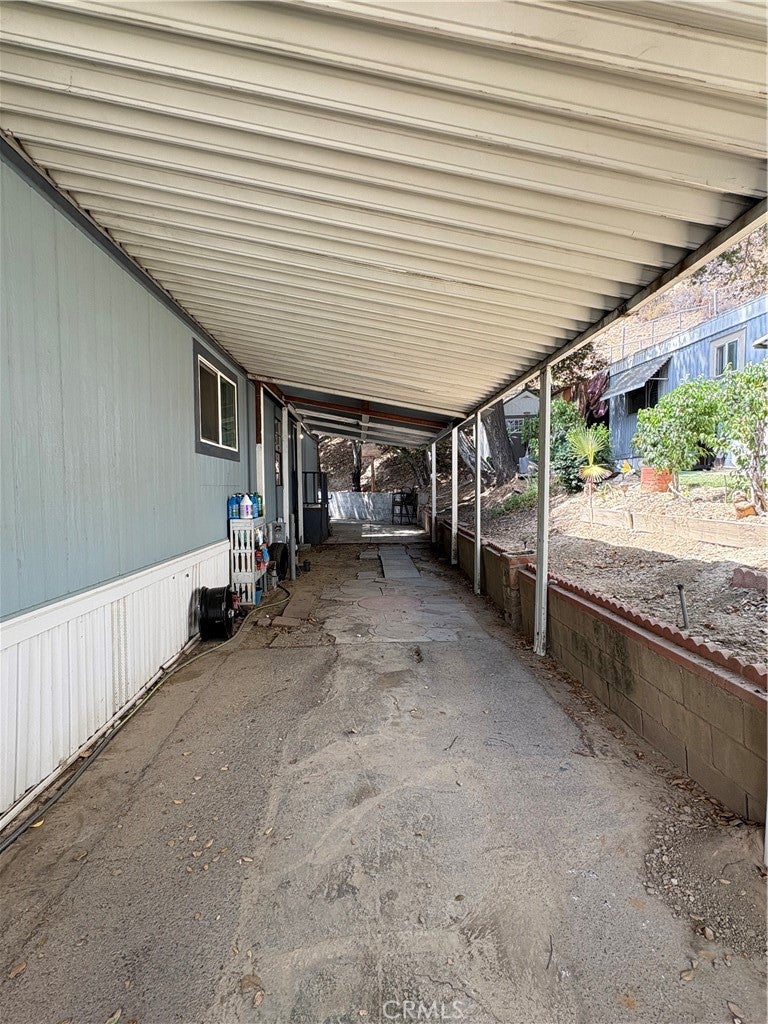 23500 The Old Road 37