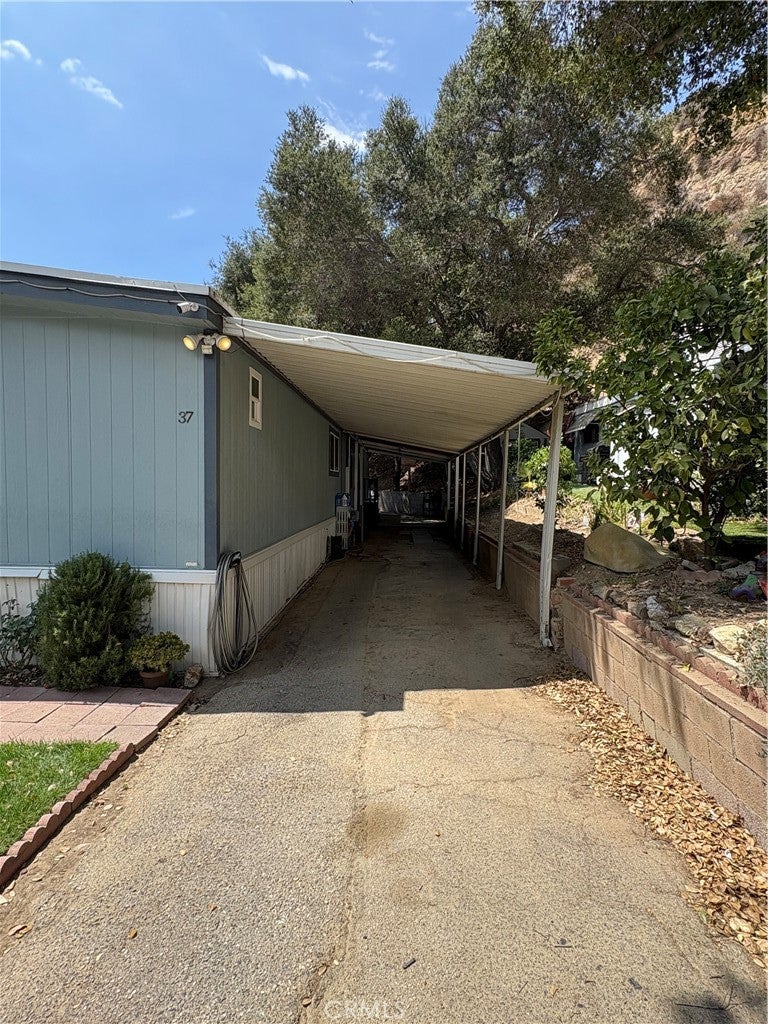 23500 The Old Road 37