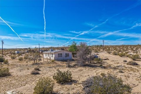 Photo of 1760 Valleyview, 29 Palms, CA 92277 (MLS # JT26067390)