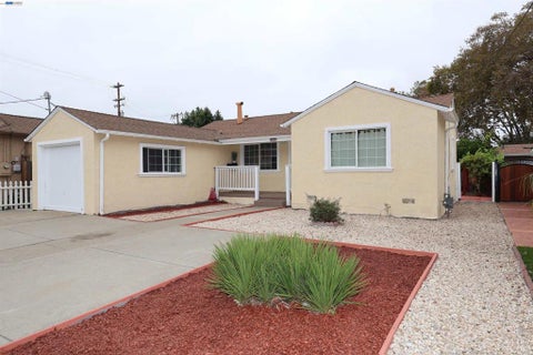 Photo of 16829 Daryl Ave Ave, San Lorenzo, CA 94580 (MLS # 41146893)
