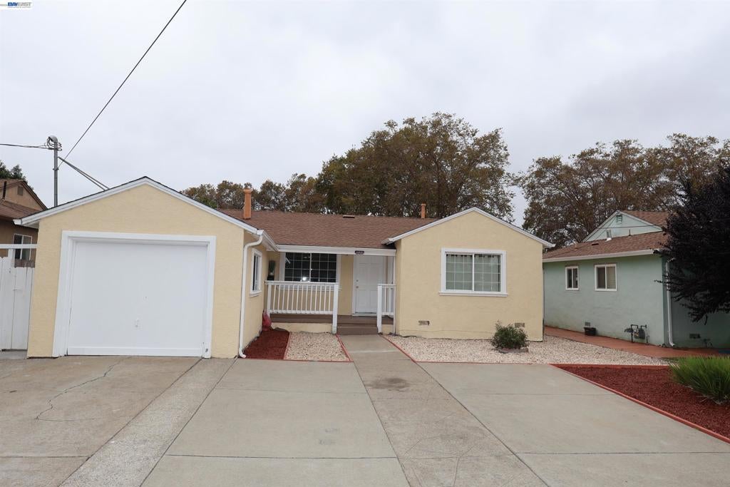 16829 Daryl Ave