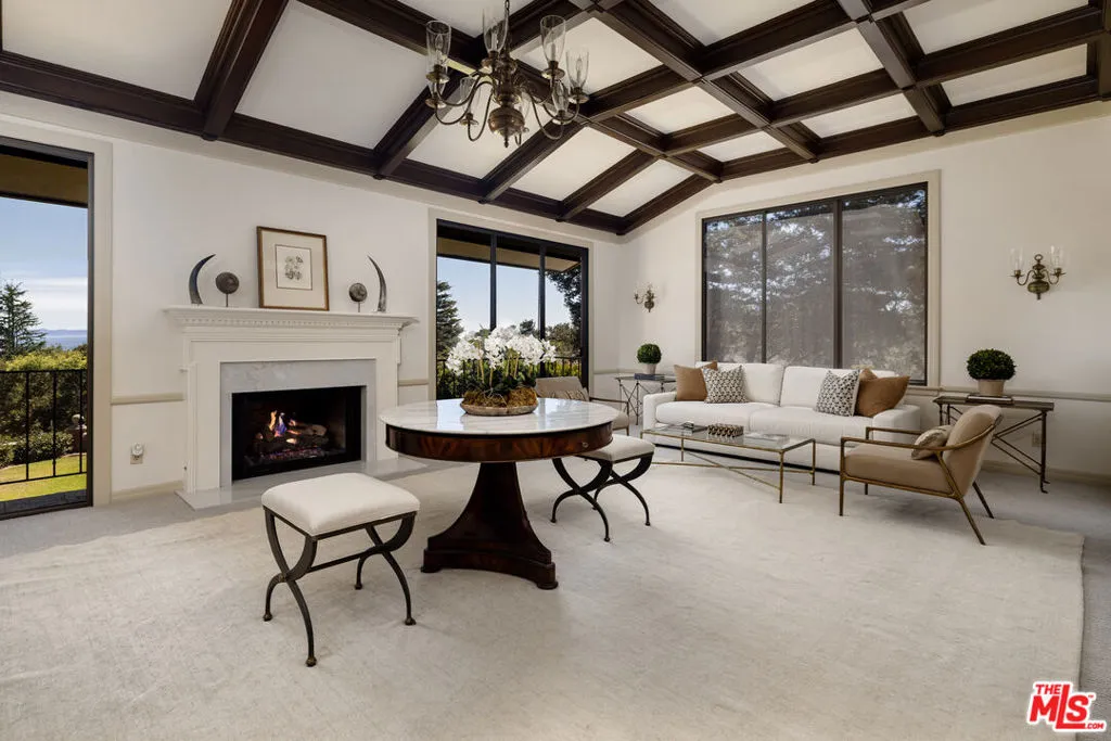 Santa Barbara, California 93108, United States, 4 Bedrooms Bedrooms, ,7 BathroomsBathrooms,Residential,Active,98304