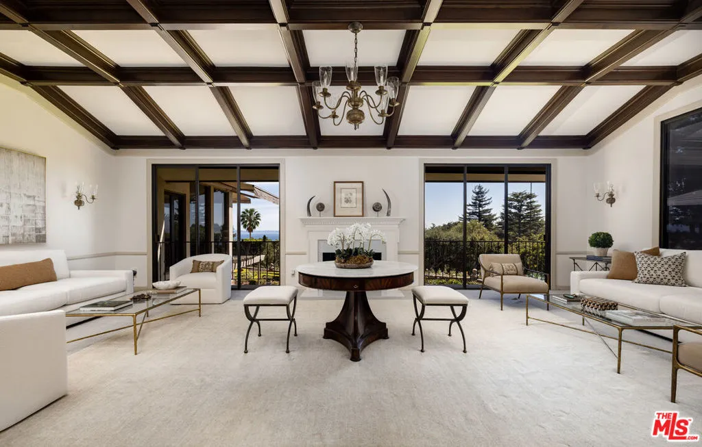 Santa Barbara, California 93108, United States, 4 Bedrooms Bedrooms, ,7 BathroomsBathrooms,Residential,Active,98304